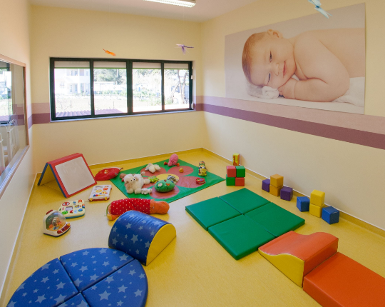 Sala com brinquedos de criança